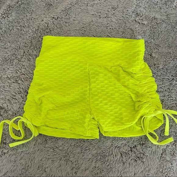 Scrunch Booty Tie Side Shorts - Picture 1 of 2